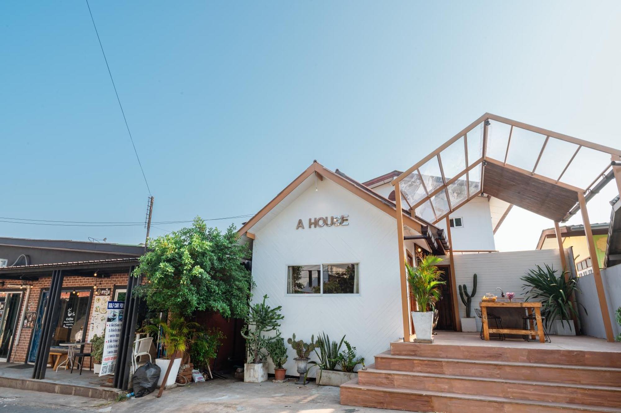 A House Villa Ko Lan Luaran gambar